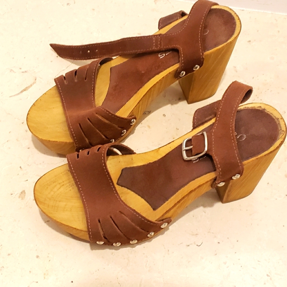 Charles David sandals
